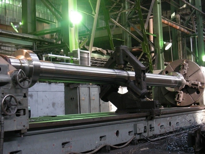 Forged 4140 sae1045 C45e alloy steel shaft with cnc machining surface